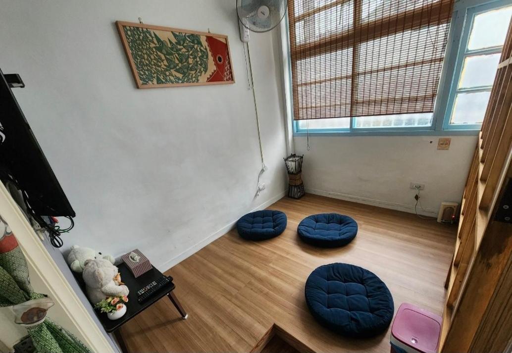 Gratitude Apartment Тайнан Стая снимка