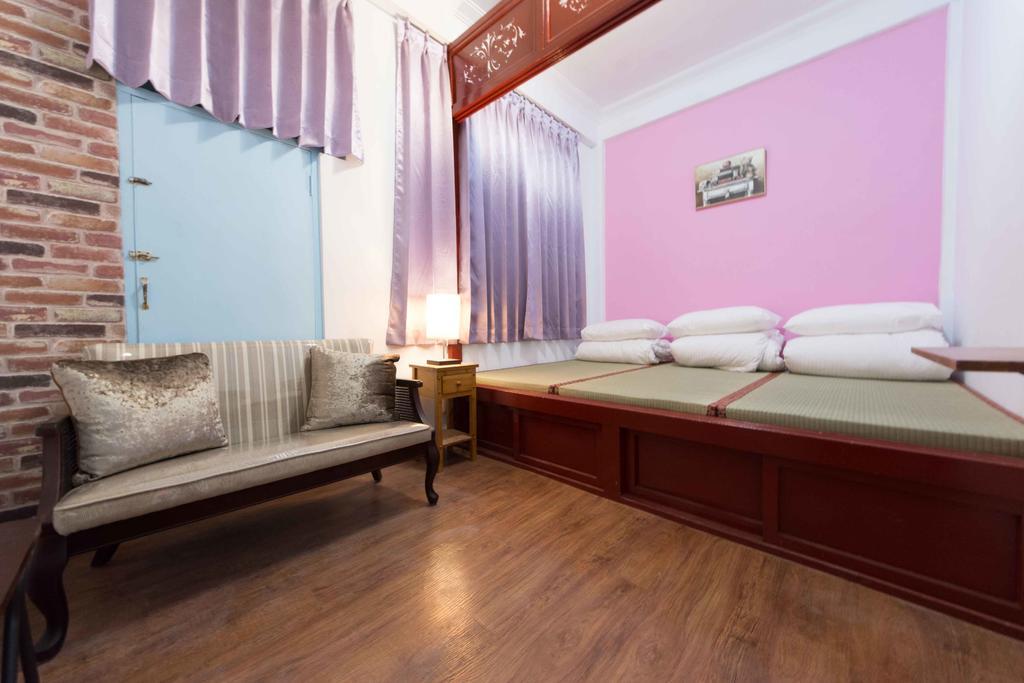 Gratitude Apartment Тайнан Екстериор снимка