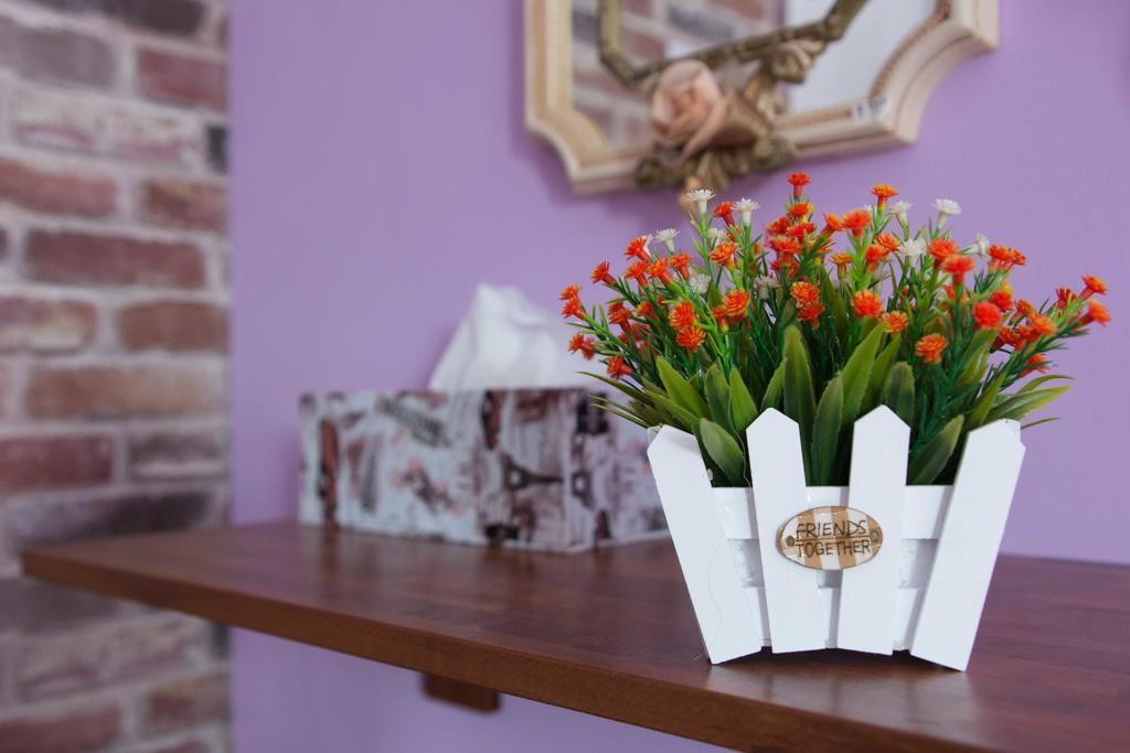Gratitude Apartment Тайнан Екстериор снимка