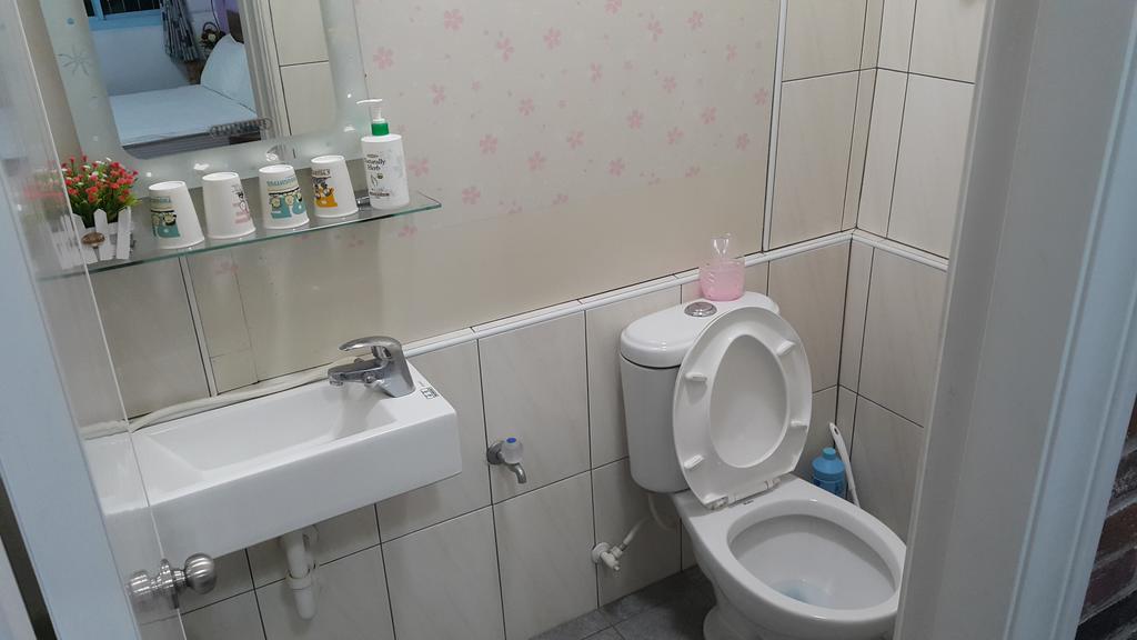 Gratitude Apartment Тайнан Екстериор снимка